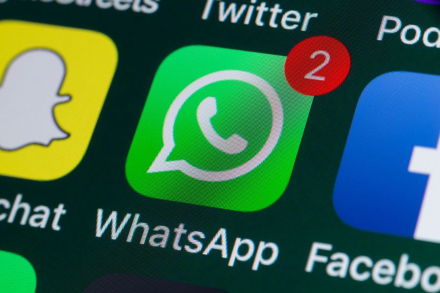 ¿Cómo puedo usar la misma cuenta de WhatsApp en dos teléfonos celulares a la vez?